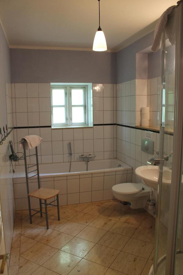 Altes Waschhaus Krakvitz Apartment Putbus